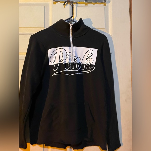 Pink vs half zip sweater - Picture 2 of 9